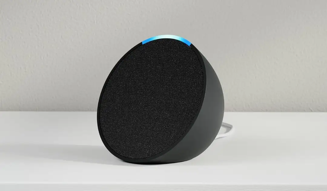 Echo Pop Smart Speaker é Bom