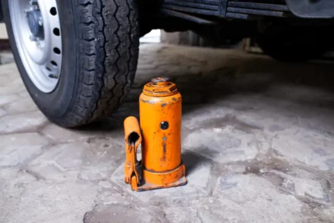 Macaco Hidráulico Tipo Garrafa