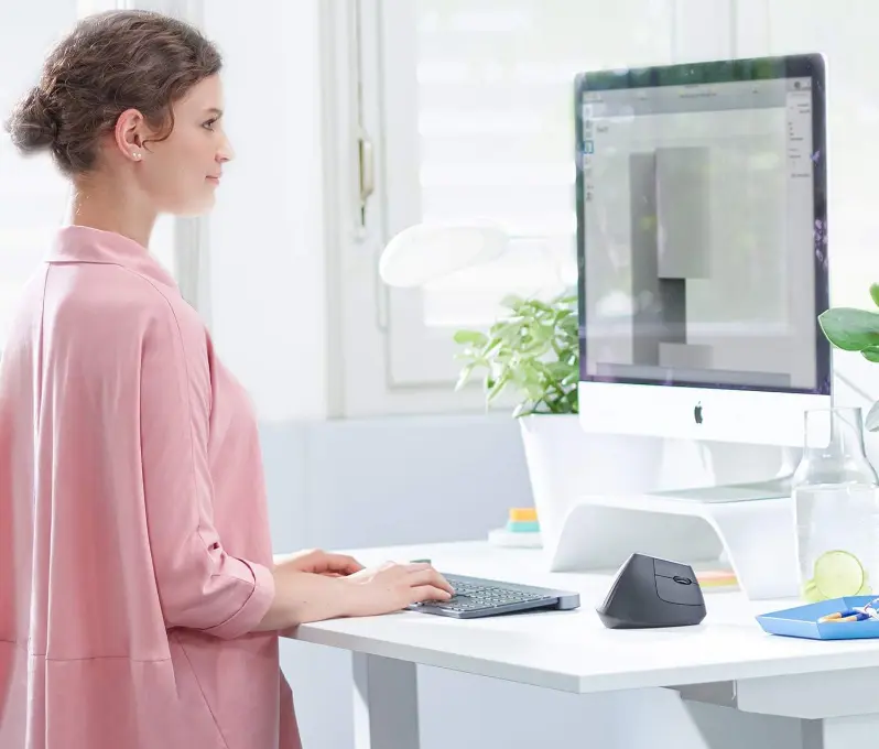 Mouse Logitech MX Vertical é Bom Para Profissionais de Design e Criação