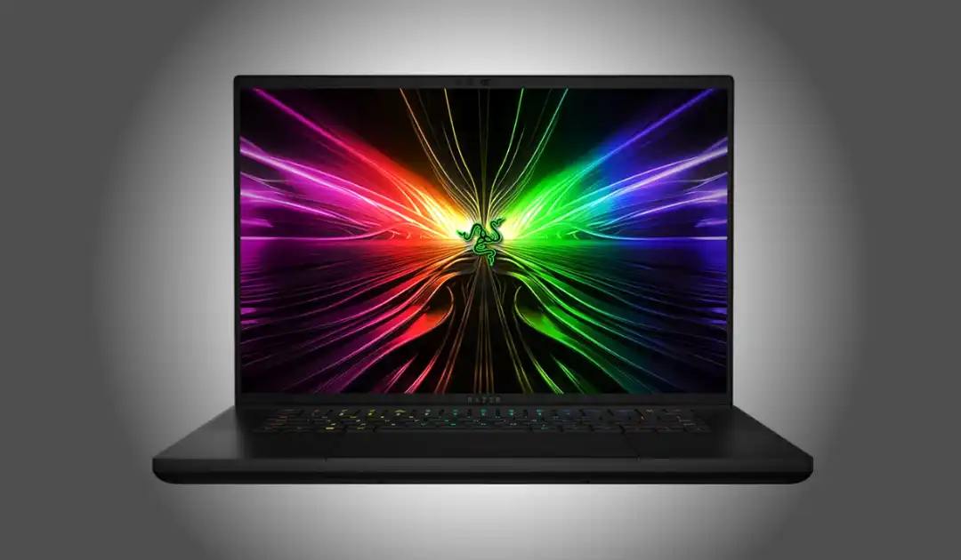 Razer Blade 16 · Amd Ryzen Ai 9 Hx 365 RTX 5060 Tela 16