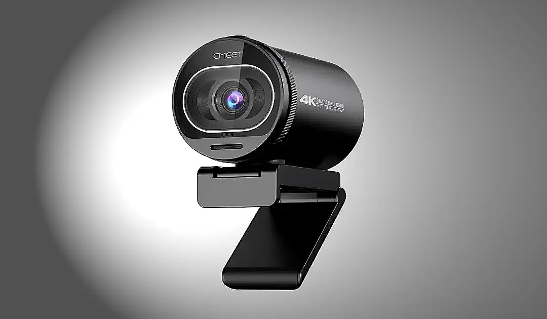 Webcam EMEET S600 4K para PC é Boa